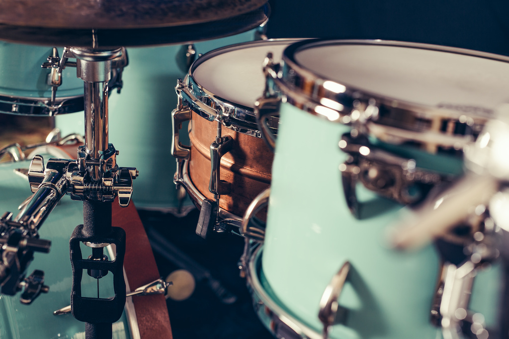 making musical drums with glued plywood